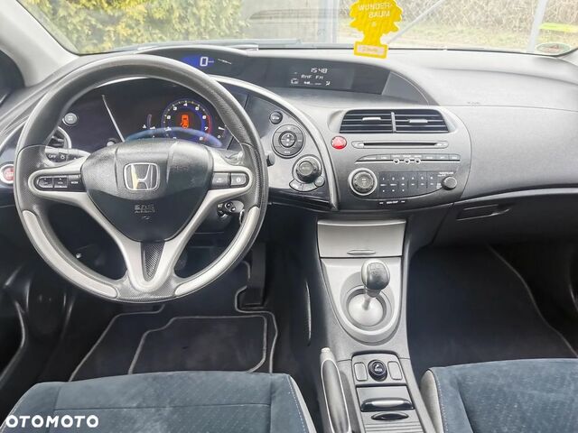 Хонда Цивик, объемом двигателя 1.34 л и пробегом 188 тыс. км за 3456 $, фото 10 на Automoto.ua