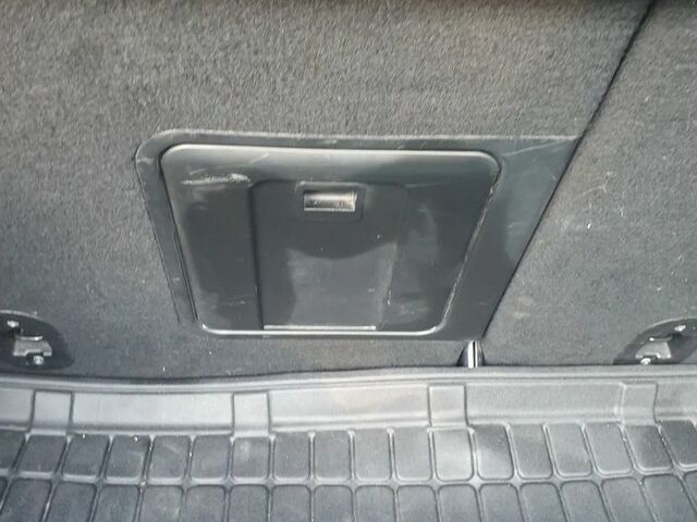 Альфа Ромео Джульетта 2010 в Европе на Automoto.ua Белый Альфа Ромео Джульетта, объемом двигателя 1 л и пробегом 176 тыс. км за 6901 $, фото 13 на Automoto.ua