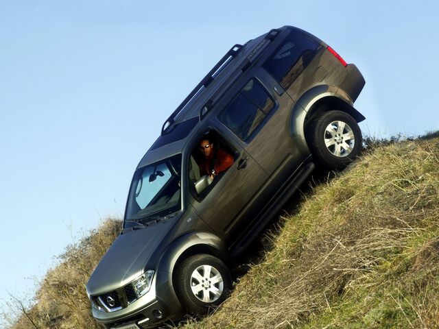 Ниссан Патфайндер, Внедорожник / Кроссовер 2010 - н.в. 2,5 dCi 4WD AT (190)