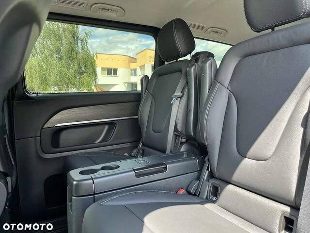 Мерседес В-Класс 2025 в Европе на Automoto.ua Синий Мерседес В-Класс, объемом двигателя 1 л и пробегом 5 тыс. км за 104028 $, фото 13 на Automoto.ua