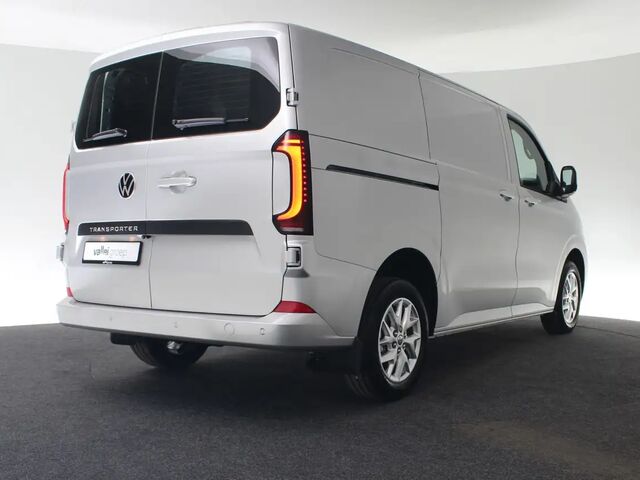 Фольксваген Transporter 2024 у Європі на Automoto.ua Сірий Фольксваген Transporter, об'ємом двигуна 2 л та пробігом 15 тис. км за 68961 $, фото 3 на Automoto.ua