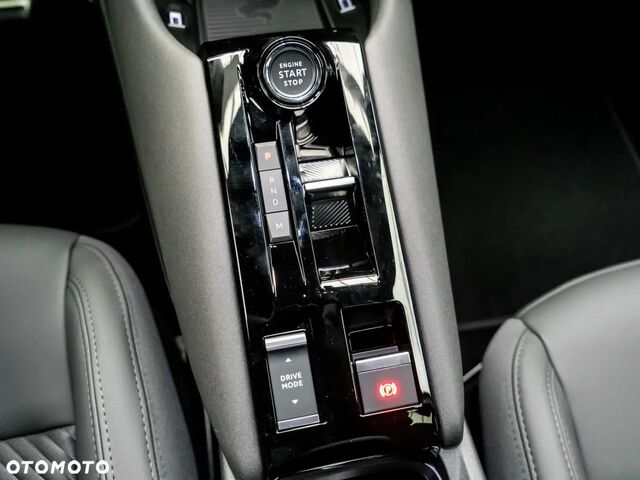 Альфа Ромео Джуниор 2025 в Европе на Automoto.ua Серый Альфа Ромео Джуниор, объемом двигателя 1 л и пробегом 350 тыс. км за 34601 $, фото 24 на Automoto.ua