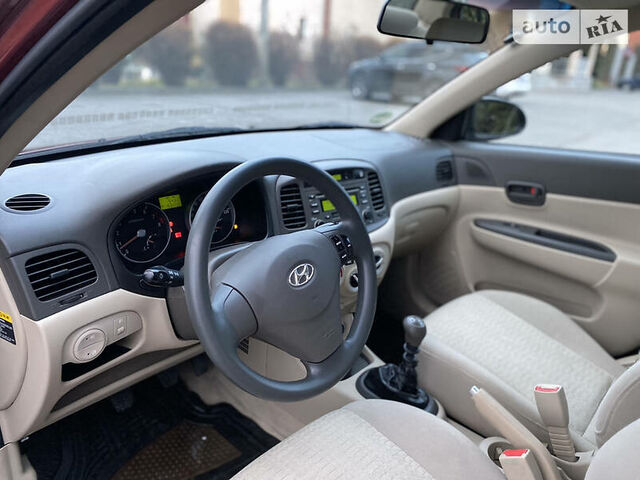 Хендай Акцент, Седан 2006 - н.в. III Sedan 1.4 i 16V