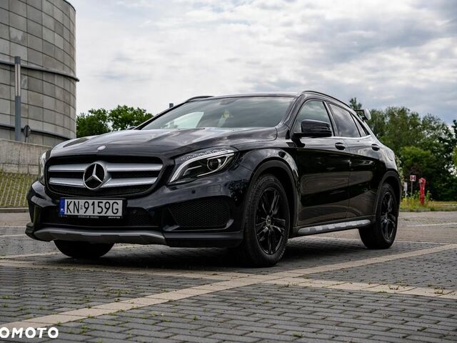 Мерседес ГЛА-Клас 2015 у Європі на Automoto.ua Чорний Мерседес ГЛА-Клас, об'ємом двигуна 1 л та пробігом 157 тис. км за 18160 $, фото 9 на Automoto.ua