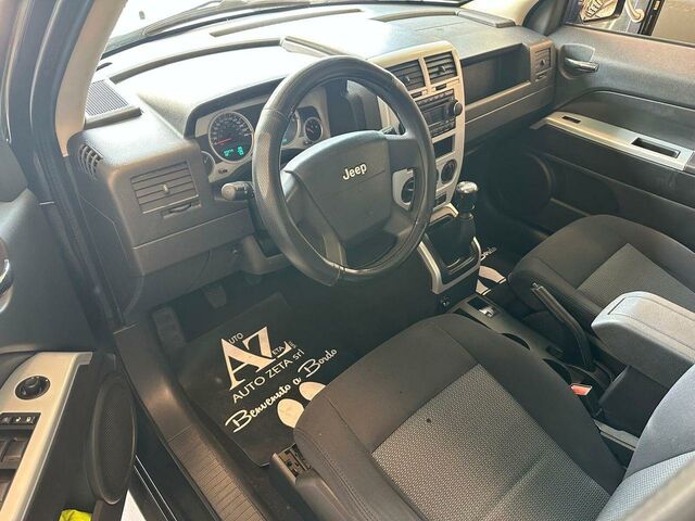 Джип Патриот 2009 в Европе на Automoto.ua Черный Джип Патриот, объемом двигателя 1.97 л и пробегом 230 тыс. км за 5500 $, фото 9 на Automoto.ua