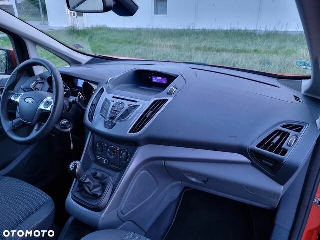 Форд Сі-Макс, об'ємом двигуна 1.6 л та пробігом 219 тис. км за 6890 $, фото 30 на Automoto.ua
