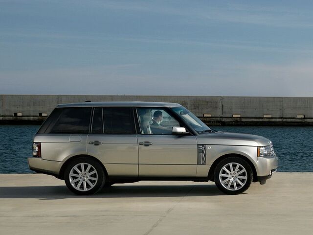 Ленд Ровер Рендж Ровер, Внедорожник / Кроссовер 2001 - 2009 III 4.4 V8 AT (286 Hp)