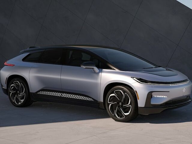 Вибрати новий електрокар Faraday Future FF91 2023