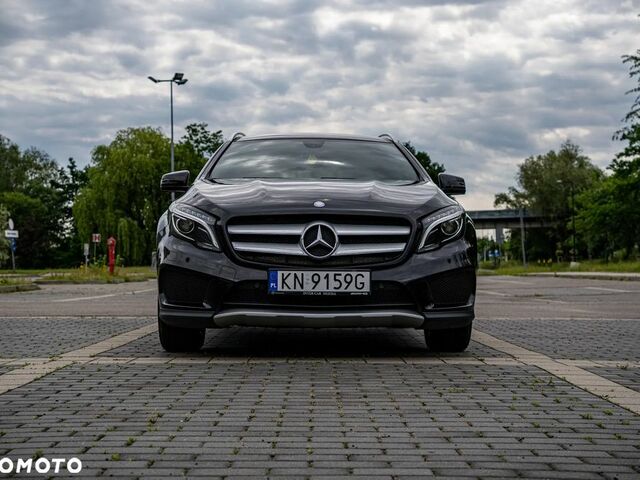 Мерседес ГЛА-Клас 2015 у Європі на Automoto.ua Чорний Мерседес ГЛА-Клас, об'ємом двигуна 1 л та пробігом 157 тис. км за 18160 $, фото 8 на Automoto.ua