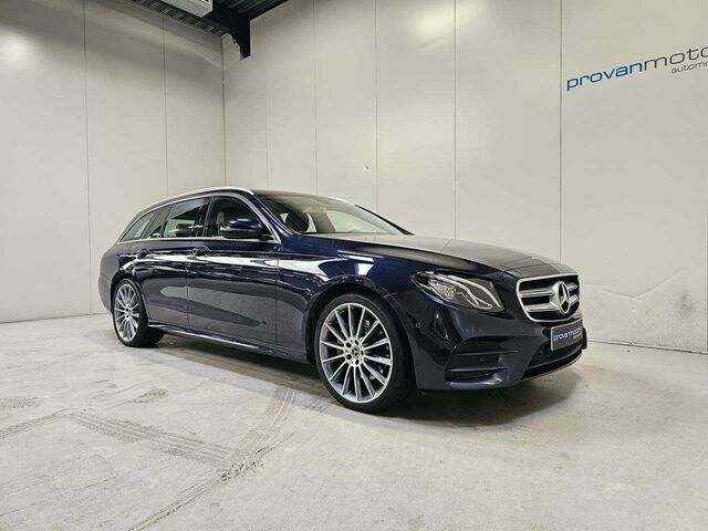 Синий Мерседес E 250, объемом двигателя 1.99 л и пробегом 100 тыс. км за 35742 $, фото 4 на Automoto.ua