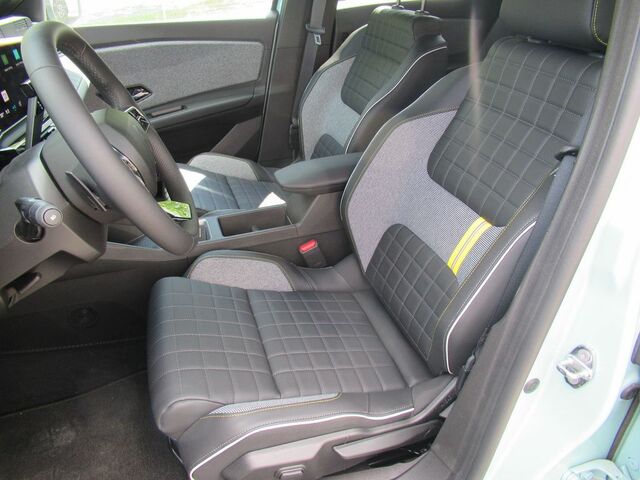 Рено R 4 2025 в Европе на Automoto.ua Зеленый Рено R 4, объемом двигателя 0 л и пробегом 2 тыс. км за 44111 $, фото 9 на Automoto.ua