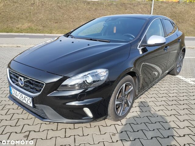 Вольво V40, об'ємом двигуна 1.97 л та пробігом 214 тис. км за 9827 $, фото 10 на Automoto.ua