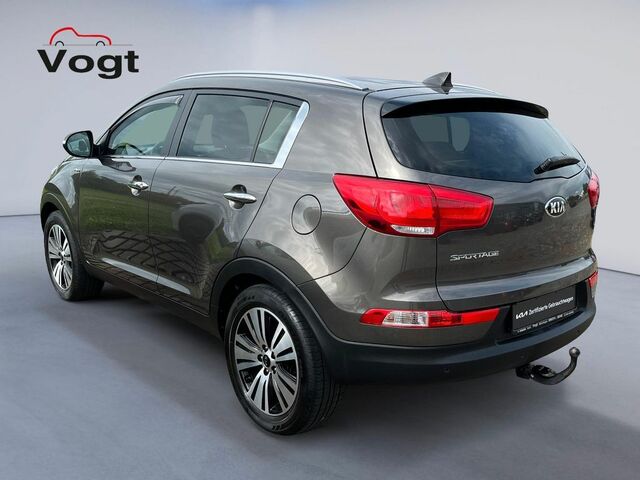 Серый Киа Sportage, объемом двигателя 2 л и пробегом 61 тыс. км за 16153 $, фото 3 на Automoto.ua