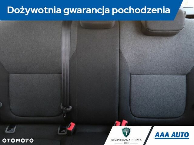 Шкода Фабія, об'ємом двигуна 1 л та пробігом 132 тис. км за 7559 $, фото 10 на Automoto.ua