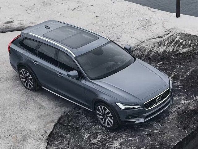 Дивитись всі оголошення про продаж автомобіля Volvo V90 Cross Country 2023