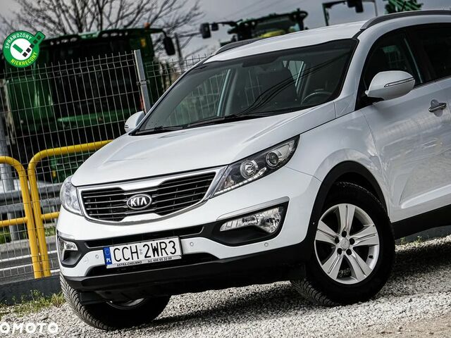 Киа Sportage, объемом двигателя 1.59 л и пробегом 193 тыс. км за 10043 $, фото 12 на Automoto.ua