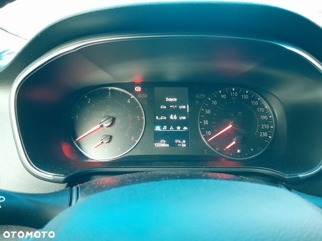 Рено Меган 2022 у Європі на Automoto.ua Сірий Рено Меган, об'ємом двигуна 1 л та пробігом 132 тис. км за 12809 $, фото 17 на Automoto.ua