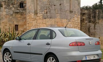 Сеат Cordoba, Седан 1994 - 1999 Seat  I 1.4 i
