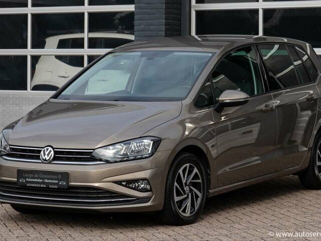 Фольксваген Гольф Спортсван 2018 в Европе на Automoto.ua Серый Фольксваген Гольф Спортсван, объемом двигателя 1 л и пробегом 62 тыс. км за 16950 $, фото 1 на Automoto.ua