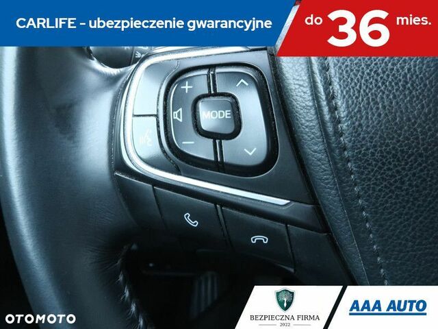 Тойота Авенсіс, об'ємом двигуна 2 л та пробігом 146 тис. км за 12095 $, фото 17 на Automoto.ua