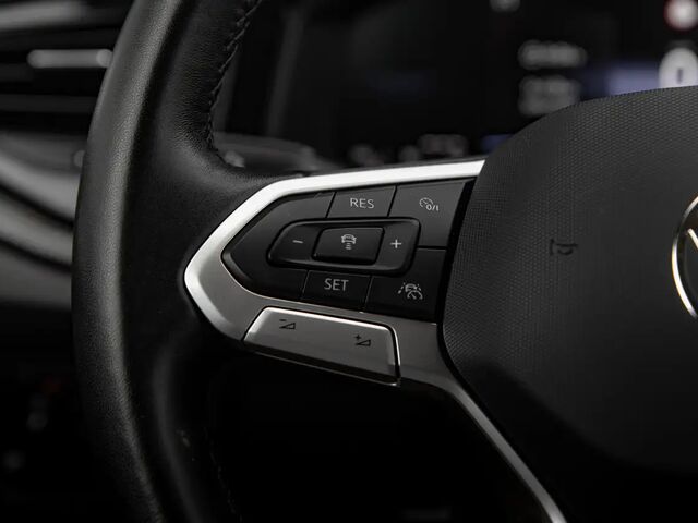 Фольксваген Поло 2024 в Европе на Automoto.ua Черный Фольксваген Поло, объемом двигателя 1 л и пробегом 43 тыс. км за 24915 $, фото 5 на Automoto.ua