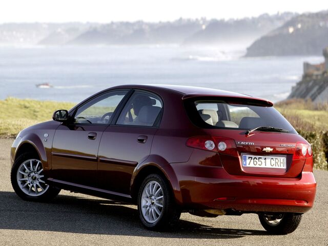 Шевроле Лачетті, Хетчбек 2004 - н.в. Hatchback 1.6 i 16V