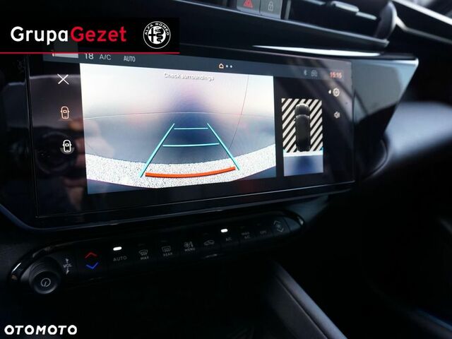 Альфа Ромео Джуніор 2025 у Європі на Automoto.ua Сірий Альфа Ромео Джуніор, об'ємом двигуна 1 л та пробігом 5 тис. км за 144715 $, фото 5 на Automoto.ua