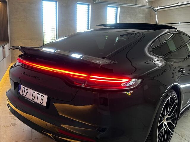 Порше Panamera, об'ємом двигуна 4 л та пробігом 29 тис. км за 134989 $, фото 7 на Automoto.ua