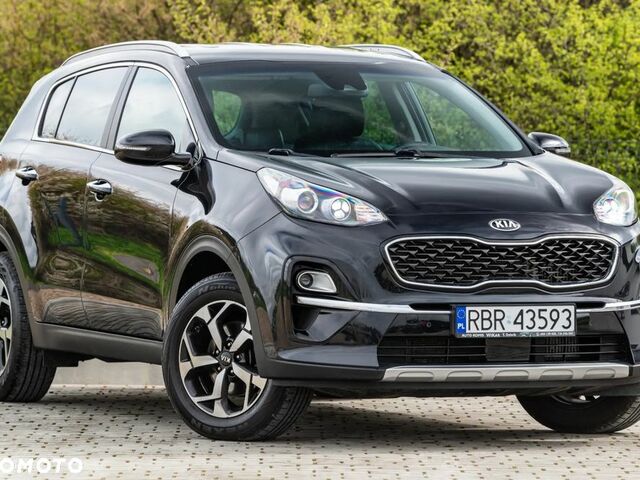 Киа Sportage, объемом двигателя 1.6 л и пробегом 130 тыс. км за 16371 $, фото 1 на Automoto.ua