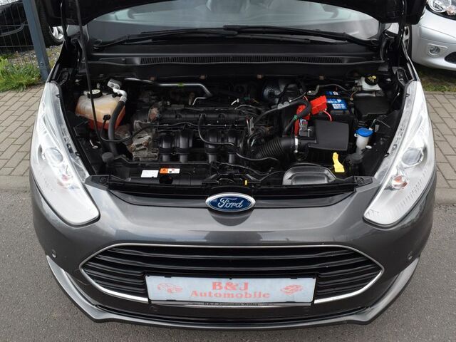 Сірий Форд Б-Макс, об'ємом двигуна 1.6 л та пробігом 96 тис. км за 12916 $, фото 16 на Automoto.ua