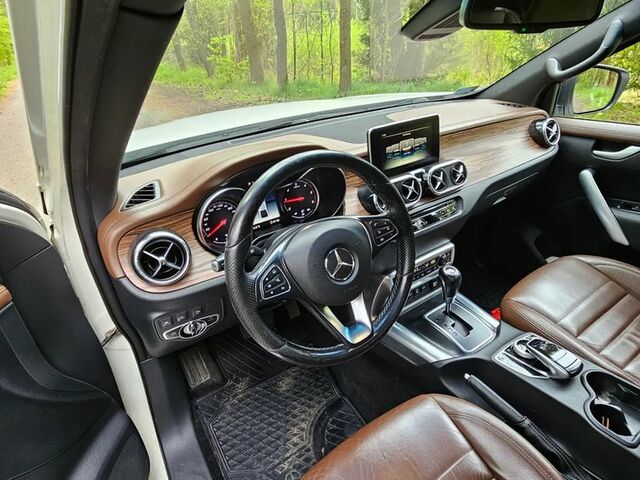 Мерседес X-Class 2017 в Европе на Automoto.ua Белый Мерседес X-Class, объемом двигателя 2.3 л и пробегом 249 тыс. км за 29783 $, фото 8 на Automoto.ua