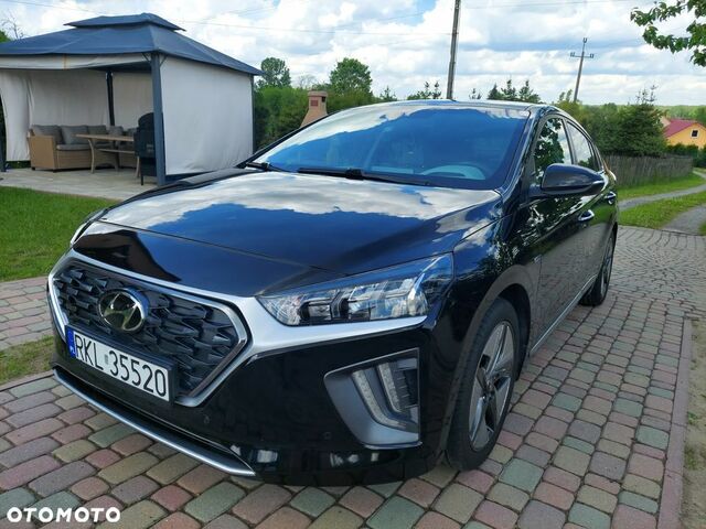 Хендай Ioniq, об'ємом двигуна 1.58 л та пробігом 67 тис. км за 18380 $, фото 4 на Automoto.ua