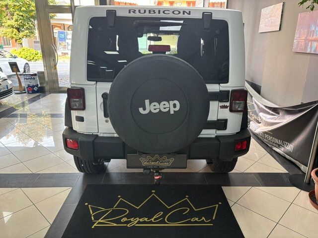 Джип Вранглер 2017 в Европе на Automoto.ua Белый Джип Вранглер, объемом двигателя 2.78 л и пробегом 120 тыс. км за 29990 $, фото 4 на Automoto.ua