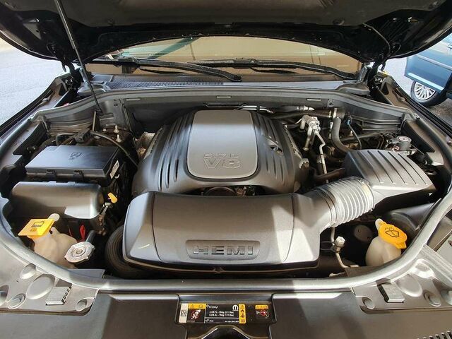 Чорний Додж Durango, об'ємом двигуна 5.65 л та пробігом 9 тис. км за 75350 $, фото 9 на Automoto.ua