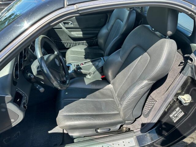 Мерседес 200 2001 в Европе на Automoto.ua Черный Мерседес 200, объемом двигателя 2 л и пробегом 171 тыс. км за 2699 $, фото 8 на Automoto.ua