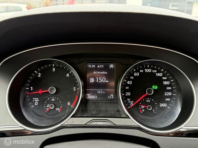 Фольксваген Пассат Варіант 2015 у Європі на Automoto.ua Сірий Фольксваген Пассат Варіант, об'ємом двигуна 1.6 л та пробігом 200 тис. км за 11791 $, фото 13 на Automoto.ua