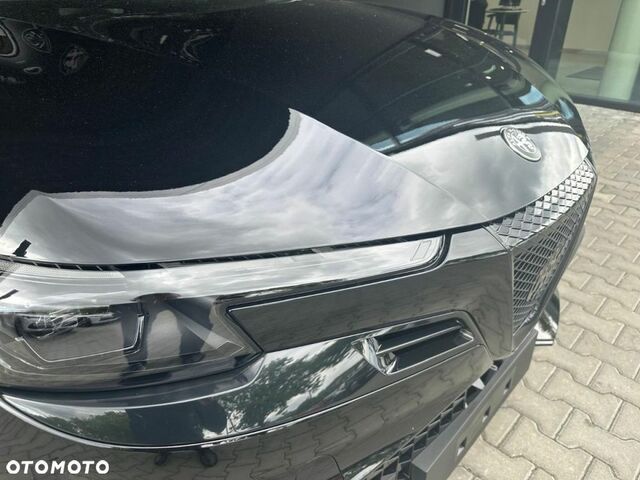 Альфа Ромео Джуниор 2025 в Европе на Automoto.ua Черный Альфа Ромео Джуниор, объемом двигателя 1 л и пробегом 1 тыс. км за 30243 $, фото 10 на Automoto.ua