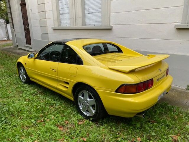 Тойота МР2 1994 в Европе на Automoto.ua Оранжевый Тойота МР2, объемом двигателя 2 л и пробегом 116 тыс. км за 23818 $, фото 1 на Automoto.ua