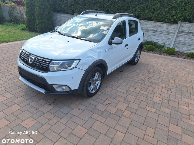 Дачія Sandero StepWay, об'ємом двигуна 0.9 л та пробігом 105 тис. км за 4751 $, фото 3 на Automoto.ua