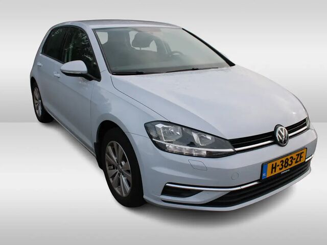 Фольксваген Гольф 2018 в Европе на Automoto.ua Белый Фольксваген Гольф, объемом двигателя 1 л и пробегом 93 тыс. км за 16297 $, фото 6 на Automoto.ua