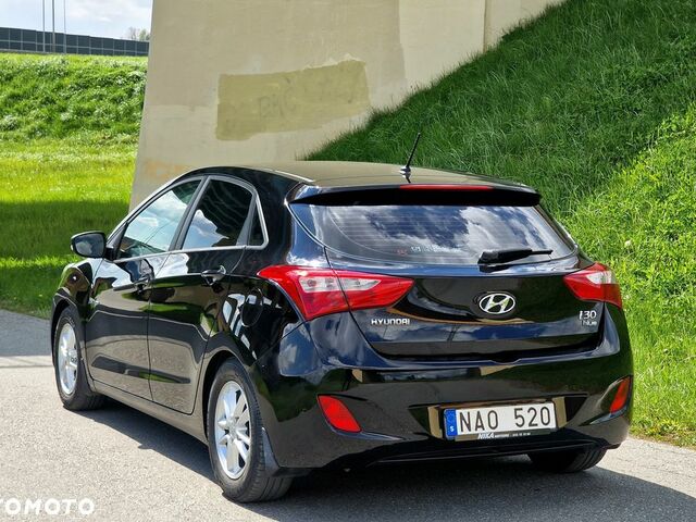 Хендай i30, об'ємом двигуна 1.59 л та пробігом 221 тис. км за 6350 $, фото 3 на Automoto.ua