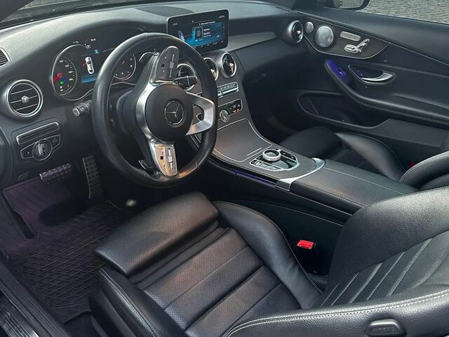 Мерседес Ц-Клас 2019 у Європі на Automoto.ua Чорний Мерседес Ц-Клас, об'ємом двигуна 1 л та пробігом 112 тис. км за 29516 $, фото 16 на Automoto.ua