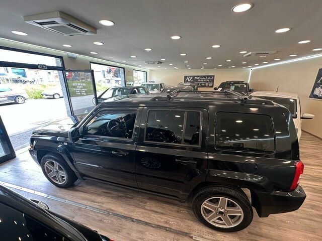 Джип Патриот 2009 в Европе на Automoto.ua Черный Джип Патриот, объемом двигателя 1.97 л и пробегом 230 тыс. км за 5500 $, фото 7 на Automoto.ua