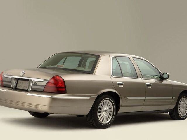 Меркури Гранд Маркиз, Седан 2000 - н.в. 4.6 V8 (223 hp)