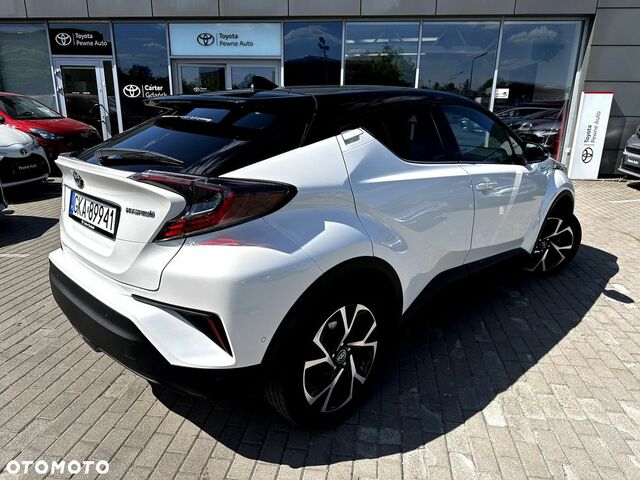 Тойота C-HR, объемом двигателя 1.8 л и пробегом 103 тыс. км за 17257 $, фото 3 на Automoto.ua