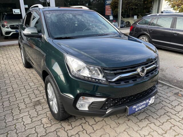 Зелений Cанг Йонг Korando, об'ємом двигуна 2 л та пробігом 100 тис. км за 15490 $, фото 2 на Automoto.ua