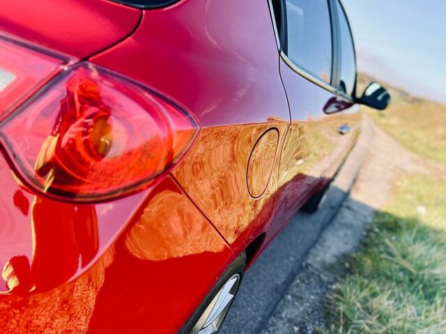 Альфа Ромео Giulietta 2012 у Європі на Automoto.ua Червоний Альфа Ромео Giulietta, об'ємом двигуна 1 л та пробігом 146 тис. км за 7482 $, фото 9 на Automoto.ua
