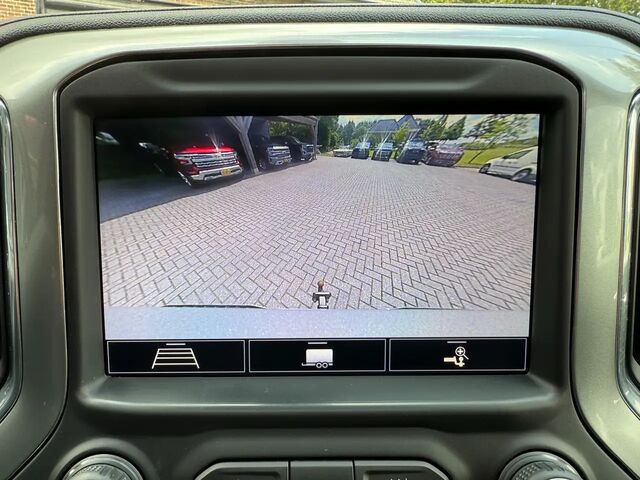 Шевроле Сильверадо 2021 в Европе на Automoto.ua Серый Шевроле Сильверадо, объемом двигателя 3 л и пробегом 148 тыс. км за 48792 $, фото 11 на Automoto.ua