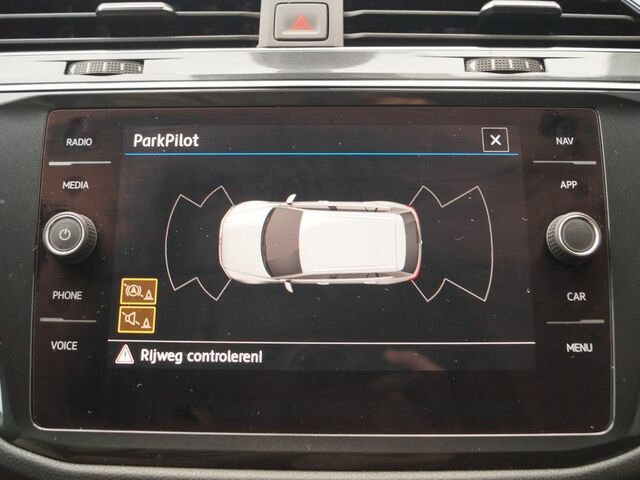 Фольксваген Tiguan Allspace 2019 в Европе на Automoto.ua Серебряный Фольксваген Tiguan Allspace, объемом двигателя 1.97 л и пробегом 166 тыс. км за 19160 $, фото 13 на Automoto.ua