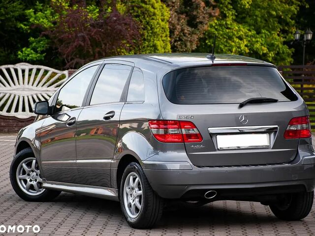 Мерседес Б-класс 2009 в Европе на Automoto.ua Серый Мерседес Б-класс, объемом двигателя 1 л и пробегом 219 тыс. км за 4819 $, фото 27 на Automoto.ua